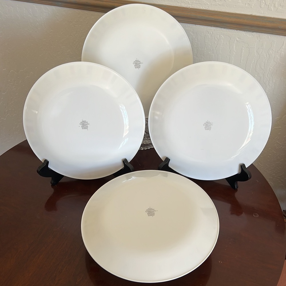 COPY - Corelle Colorful “Memphis” 4 Dinner Plates - Picture 5 of 11